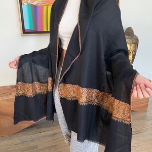 Kashmiri embroidery wrap/stole/scarf
